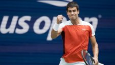 Алкарас е на ¼-финал на US Open след драма срещу Чилич