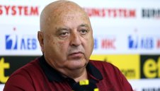 Венци Стефанов: Левски още не са ми платили за счупения сектор