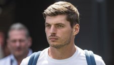 Край на сагата: Макс потвърди, че остава при Биковете