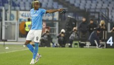 Осимен пропуска и мача с Барселона