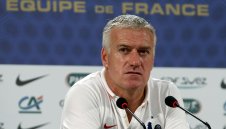 Дидие Дешан също се притеснява от жегата