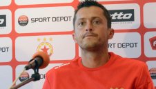 Янев: Няма да взимаме играчи на Литекс