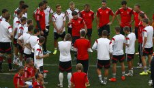 Без сополиви германци на последната тренировка