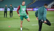 Антов с цял мач за Кремонезе в Серия Б