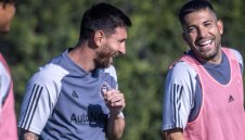 Разкриха тайната на "удушвача" Меси + ВИДЕО