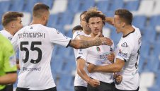 Челси дърпа защитник от Ботуша и го засилва в Лийдс