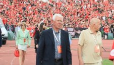 ЦСКА трябва да спре с треньорите-ментета от чужбина