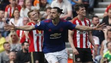 Гигс: Юнайтед е твърде зависим от Ибра