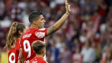 Никой не го иска, но той настоява за трансфер в гранд от Европа