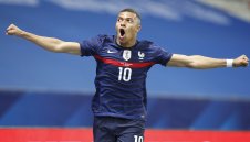 Реал, Ливърпул, Юве или Барса? Разкриха бъдещето на Мбапе