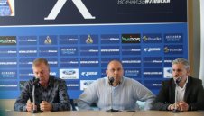 Левски търси под дърво и камък нов изпълнителен директор