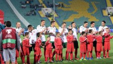 Хубчев ще спира Франция и Швеция с ветерана Данчо Минев