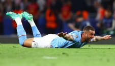 Кайл Уокър към Пеп: Махам се, отивам в Байерн