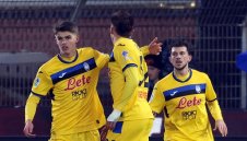 Ретеги избухна, Аталанта обърна Комо и спря черна серия