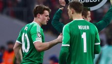 Хлапак на вратата на Байерн: Урбиг с пожелание към Нойер