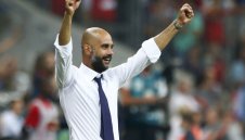 Пеп: Дъглас Коста не трябва да лети в облаците