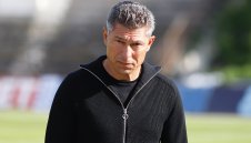 Балъков поиска членска карта с номер 10, както и номер 8 за Стоичков