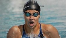 Екатерина Аврамова последна в серията на 200 м гръб