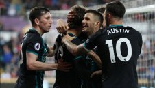 Саутхемптън прати Уест Бромич в Чемпиъншип