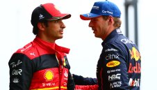 Верстапен притеснен от Ферари преди битката