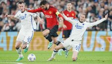 Лудост! Ман Юнайтед пак се издъни. Загуба в Дания от 2:0 до 3:4