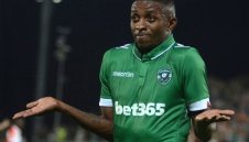 Лацио започва преговори за Кафу през декември