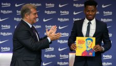 Излишен? Лапорта срича за Ансу Фати