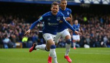 Eвертън продължава с възхода си при Карлето