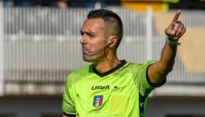 Историческо! Ето какво си казаха съдиите от ВАР за някои инциденти в Италия