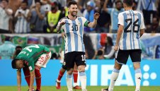 Меси няма да яде бой от Канело: Капитанът на Мексико се намеси