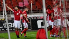 В ЦСКА е пълно с некадърници. Бодуров да не е Бекенбауер?