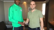 "Смърф" ще играе за Нигерия