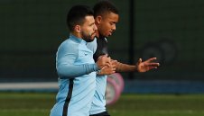 Кун започна леки тренировки