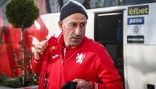 Лечков: Кой ни иска оставките?