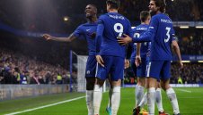 Челси смаза "лебедите", но спечели само с един гол
