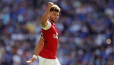 Челси пробва Арсенал с пачки за Окс