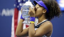 Осака се оттегли от "Ролан Гарос"