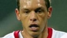 Синът на сръбския селекционер не пристигна в Германия