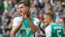 Вердер Бремен с Илия Груев остава в Бундеслигата