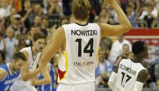 Германия се измъчи на старта на Евробаскет