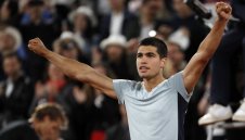 В преследване на реванш за Уимбълдън: Алкарас срещу Синър на финала в Умаг