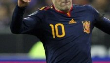 Сеск стана най-младият с 50 мача за Испания