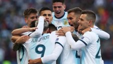 Аржентина грабна бронза на Копа Америка, Меси бе изгонен още преди почивката