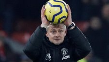 Юнайтед разшири радара си за нов нападател, набеляза Слимани и Игало