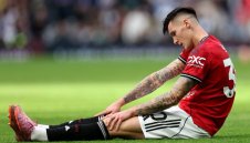 Стана ясно колко време няма да играе словенец за Ман Юнайтед