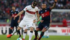 Щутгарт изпорти дузпа в края, Байерн с трето поредно 1:0 + ВИДЕО