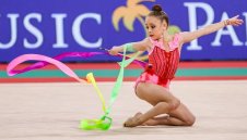 Стилияна Николова завоюва титлата в многобоя на Държавното по художествена гимнастика