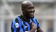 Челси ще излезе с нова оферта за Лукаку