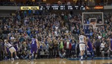 Дерън Уилямс герой за Далас със сирената