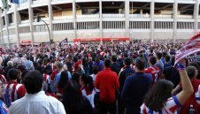 Феновете призоваха Чоло да не си тръгва